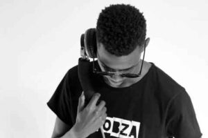 Dj Obza – Friends